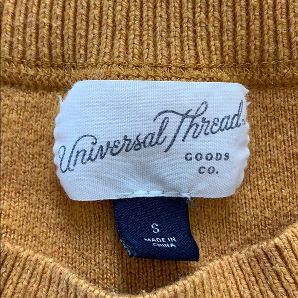 Sweater from target - Picture 2 of 4